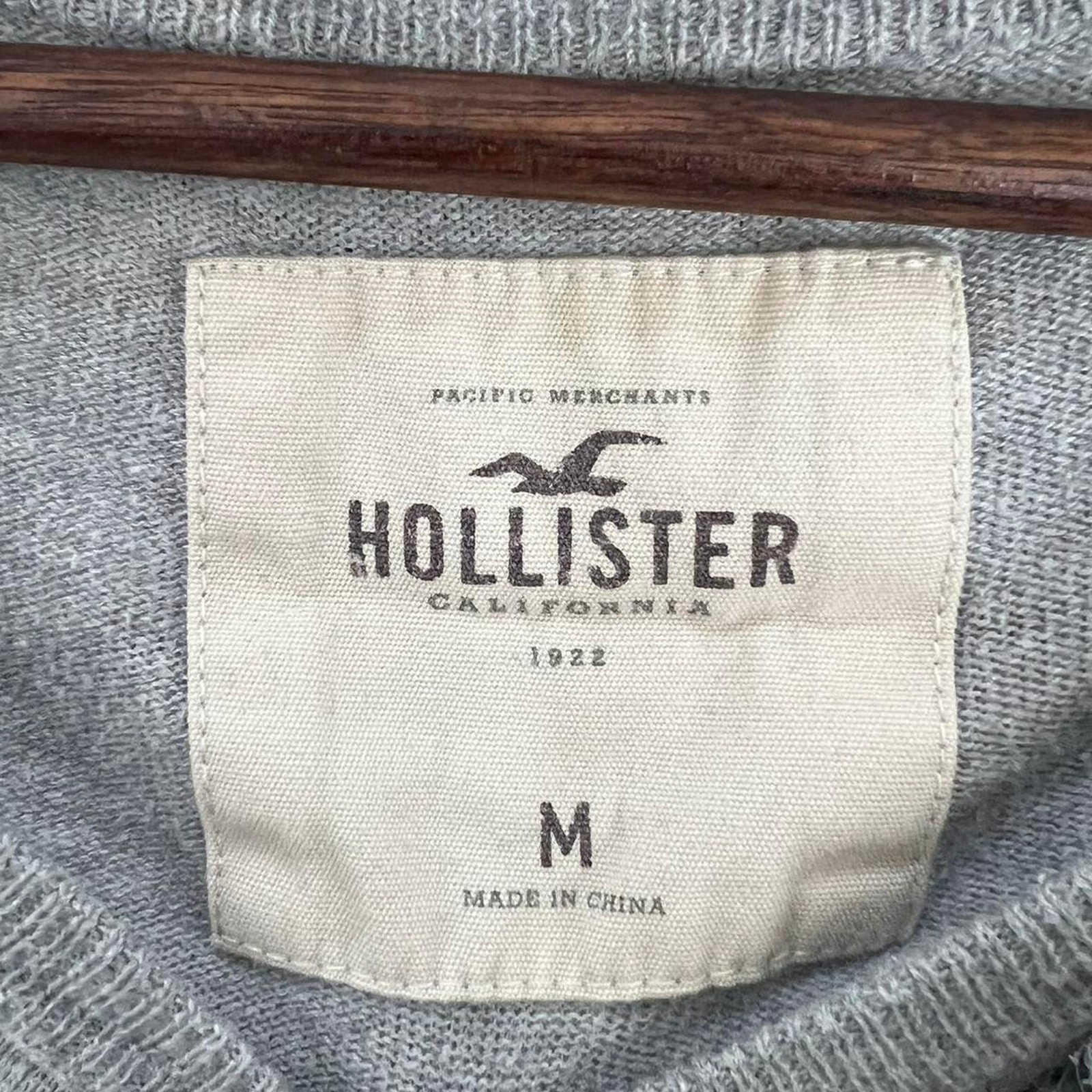 Hollister Grey Cardigan With Flower — image 4 of 4